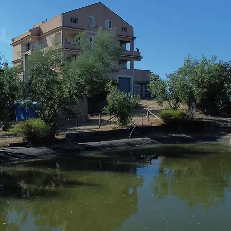 Sant' Anna Orti Farm stay *